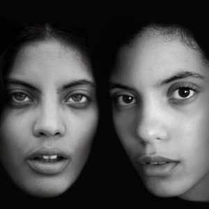 Ibeyi - Ibeyi i gruppen VI TIPSER / Klassiska lablar / XL Recordings hos Bengans Skivbutik AB (1166745)