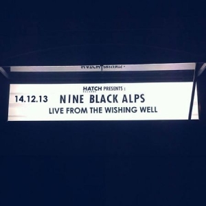 Nine Black Alps - Live From The Wishing Well i gruppen CD hos Bengans Skivbutik AB (1252117)