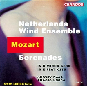 Mozart - Wind Serenades (Nl Wind) i gruppen VI TIPSER / Julegavetips CD hos Bengans Skivbutik AB (2013020)