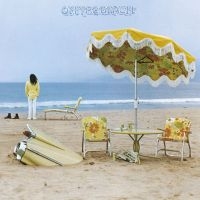 NEIL YOUNG - ON THE BEACH i gruppen VI TIPSER / 200 Album Å Eie På Vinyl hos Bengans Skivbutik AB (2032701)