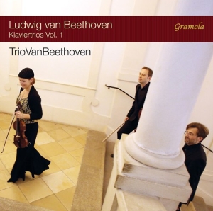 Triovanbeethoven - The Piano Trios Vol. 1 i gruppen VI TIPSER / Julegavetips CD hos Bengans Skivbutik AB (2414300)