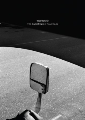 Tortoise - Catastrophist Tour Book (Cd+Bok) i gruppen CD hos Bengans Skivbutik AB (2553185)