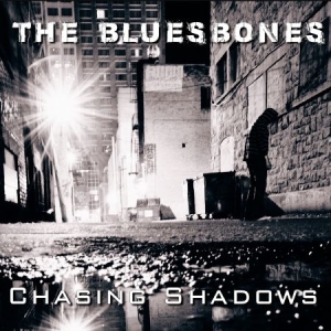 Bluesbones - Chasing Shadows i gruppen CD hos Bengans Skivbutik AB (3113959)