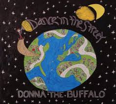 Donna The Buffalo - Dance In The Street i gruppen CD hos Bengans Skivbutik AB (3476048)