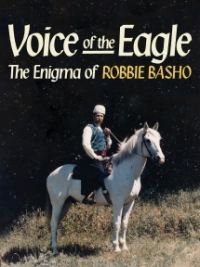 Basho Robbie - Voice Of The Eagle: The Enigma Of R i gruppen Musikkk-DVD & Bluray hos Bengans Skivbutik AB (3724784)