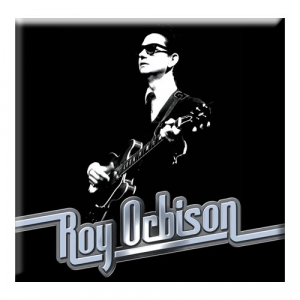 Roy Orbison - Fridge Magnet: Roy on Stage i gruppen MK Export CDON Merch hos Bengans Skivbutik AB (3882436)