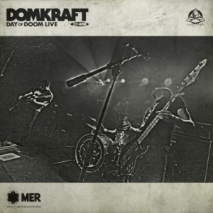 Domkraft - Day Of Doom Live i gruppen CD / Metal/ Heavy metal hos Bengans Skivbutik AB (3913869)