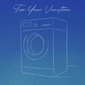 Two Year Vacation - Laundry Day (Vinyl) i gruppen VI TIPSER / Julegavetips Vinyl hos Bengans Skivbutik AB (3915005)