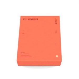 BTS - MEMORIES OF 2019 BLU-RAY i gruppen Musikk / Musikkk Blu-Ray / K-Pop hos Bengans Skivbutik AB (3941842)