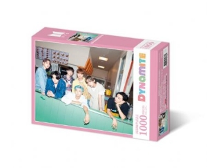 BTS - BTS - 'Dynamite' Puzzle 735x510(mm) 1000 i gruppen MERCHANDISE / Merch / K-Pop hos Bengans Skivbutik AB (4081831)