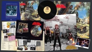 Tank - Honour & Blood (Black Vinyl Lp) i gruppen VINYL / Metal/ Heavy metal hos Bengans Skivbutik AB (4147307)