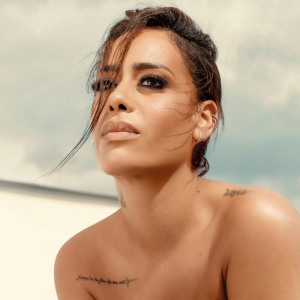 Amel Bent - Vivante i gruppen CD / Pop hos Bengans Skivbutik AB (4168228)