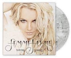 Spears Britney - Femme Fatale i gruppen VI TIPSER / Bengans Personal tipser / Therese tipser hos Bengans Skivbutik AB (4236199)