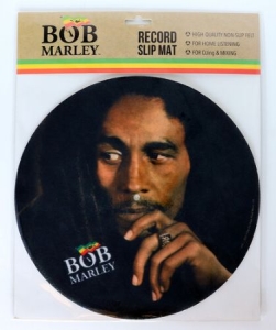 Bob Marley - Legend Slip Mat i gruppen VINYL / Tilbehør Vinyl hos Bengans Skivbutik AB (4273050)