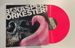 Bo Kaspers Orkester - Hund (Röd Vinyl) i gruppen VINYL / Jazz,Pop-Rock hos Bengans Skivbutik AB (4286979)