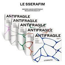 LE SSERAFIM - ANTIFRAGILE COMPACT Random Ver. i gruppen Minishops / K-Pop Minishops / LE SSERAFIM hos Bengans Skivbutik AB (4289913)