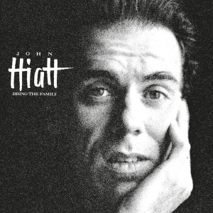 John Hiatt - Bring The Family i gruppen CD / Pop-Rock hos Bengans Skivbutik AB (4310122)