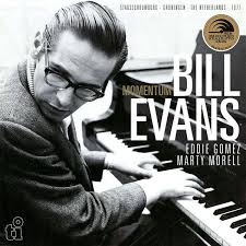 Bill Evans - Momentum i gruppen VI TIPSER / Fredagsutgivelser / Fredag den 7:e Juni 2024 hos Bengans Skivbutik AB (5537142)