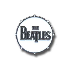 The Beatles - Drum Drop T Logo Pin Badge i gruppen MERCHANDISE hos Bengans Skivbutik AB (5537427)