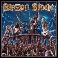 Blazon Stone - Live In The Dark i gruppen VI TIPSER / Fredagsutgivelser / Fredag den 7:e Juni 2024 hos Bengans Skivbutik AB (5538943)