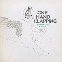 Paul Mccartney Wings - One Hand Clapping (2LP) i gruppen VI TIPSER / Fredagsutgivelser / Fredag den 14:e Juni 2024 hos Bengans Skivbutik AB (5539642)