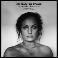 Hasty Kat - Drowning In Dreams i gruppen VI TIPSER / Fredagsutgivelser / Fredag den 28:e Juni 2024 hos Bengans Skivbutik AB (5540143)