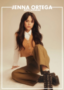 Jenna Ortega - 2025 Calendar i gruppen VI TIPSER / Fredagsutgivelser / Fredag den 16:e augusti hos Bengans Skivbutik AB (5560294)