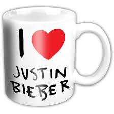 Justin Bieber - I Love Jb - Boxed Mug i gruppen MERCHANDISE / Merch / Pop-Rock hos Bengans Skivbutik AB (5572260)