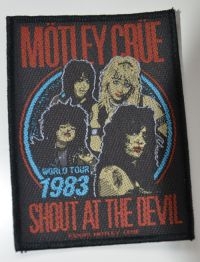 Motley Crue - Patch Shout At The Devil (7,7 X 10, i gruppen MERCHANDISE / Accessoarer / Metal hos Bengans Skivbutik AB (5577333)