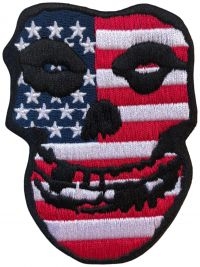 Misfits - Patch Usa Skull (8,8 X 6,5 Cm) i gruppen MERCHANDISE / Accessoarer / Kommende / Pop-Rock hos Bengans Skivbutik AB (5577584)