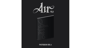 Yeji - Air (Photobook A Ver.) i gruppen CD / Kommende / K-Pop hos Bengans Skivbutik AB (5586863)