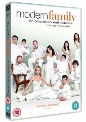 Modern Family - Säsong 2 i gruppen Film DVD hos Bengans Skivbutik AB (834625)