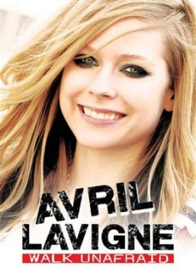 Avril Lavigne - Walk Unafraid Dvd Documentary i gruppen Musikkk-DVD & Bluray hos Bengans Skivbutik AB (933071)