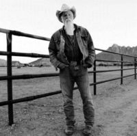 Seasick Steve - Keepin' The Horse Between Me And Th