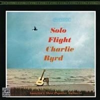 Charlie Byrd - Solo Flight i gruppen CD hos Bengans Skivbutik AB (632903)